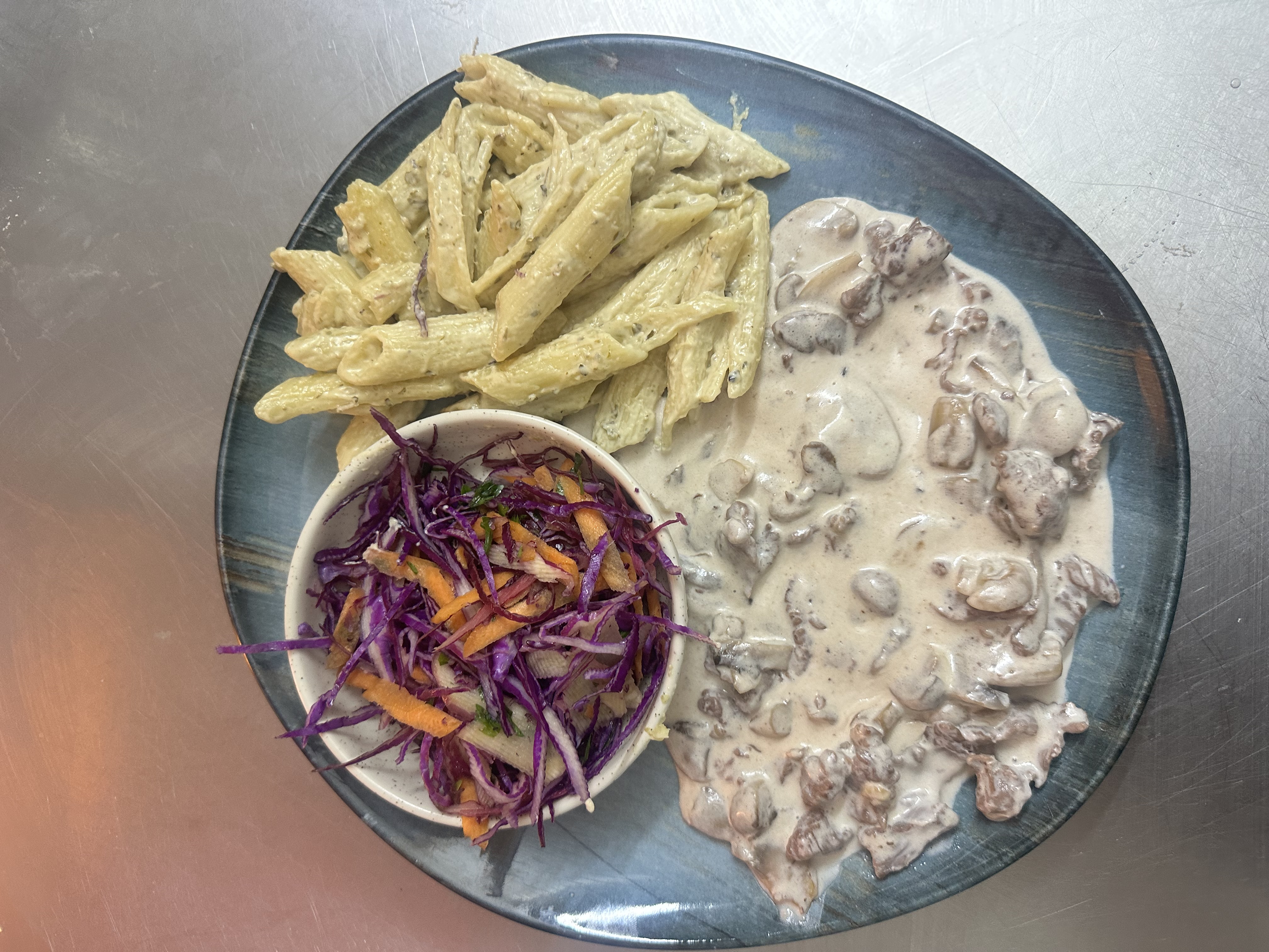 Kremalı Mantarlı Et